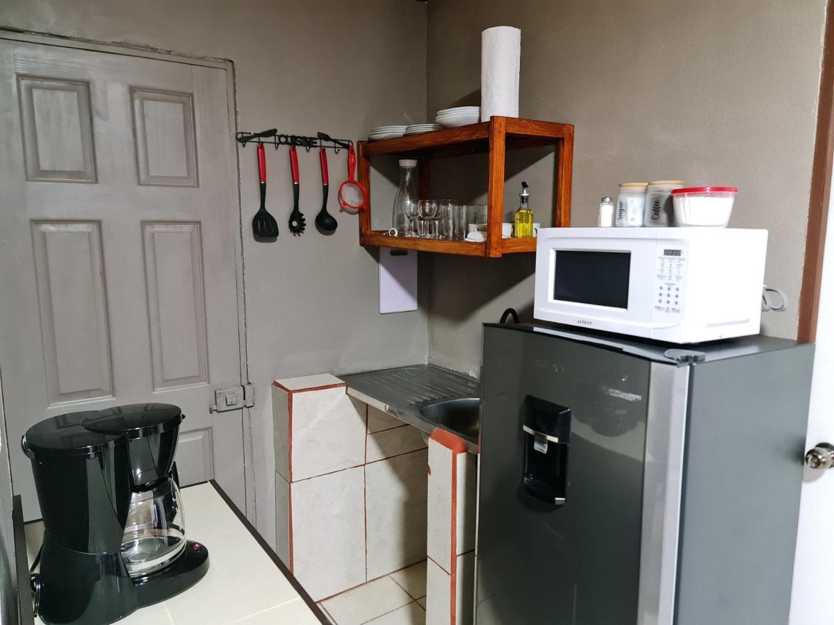 Cabinas Guayabon #3, Ac, La Fortuna Volcan Arenal المظهر الخارجي الصورة