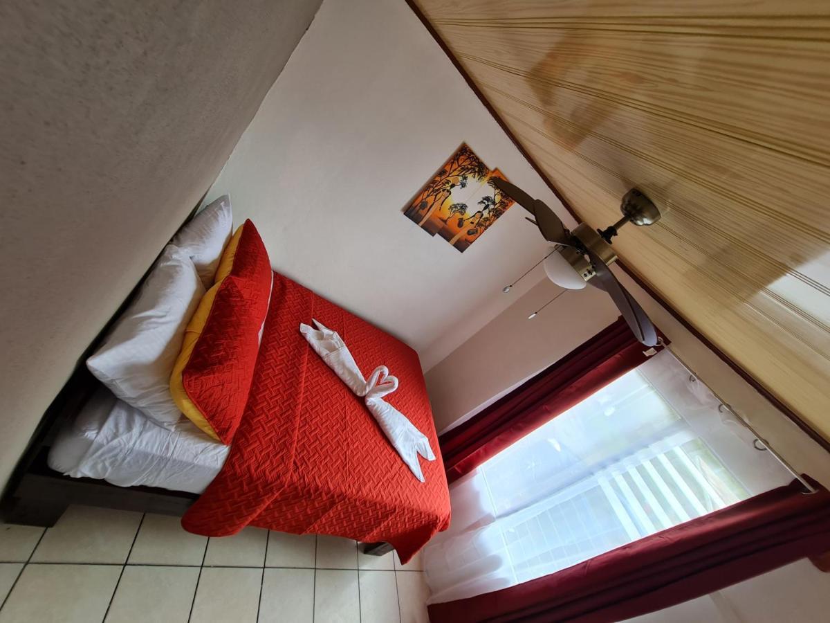 Cabinas Guayabon #3, Ac, La Fortuna Volcan Arenal المظهر الخارجي الصورة